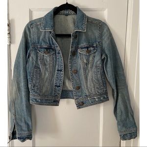 American Eagle Cropped Jean Jacket